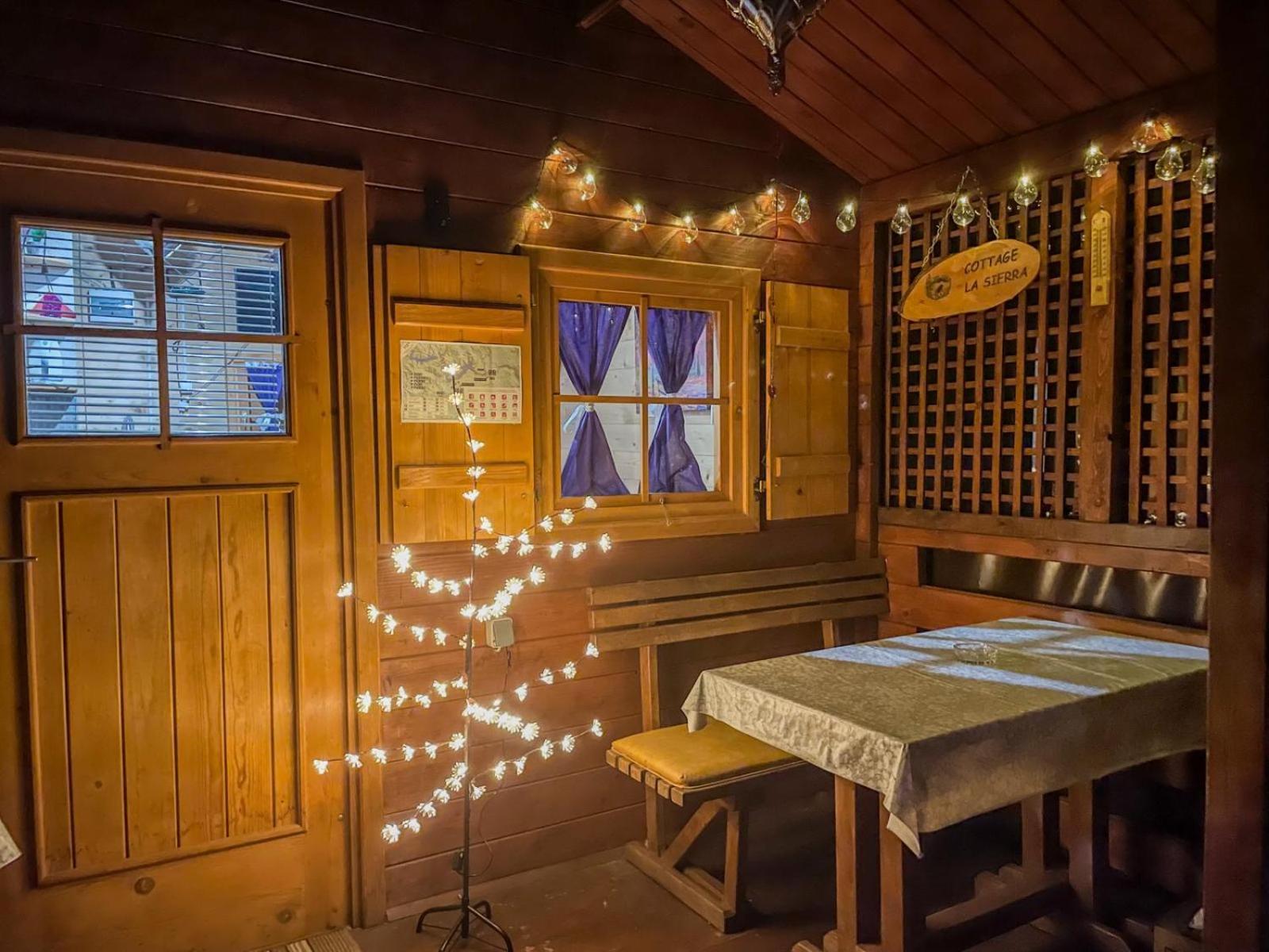 Cottage La Sierra With Jacuzzi كورينيتسا المظهر الخارجي الصورة