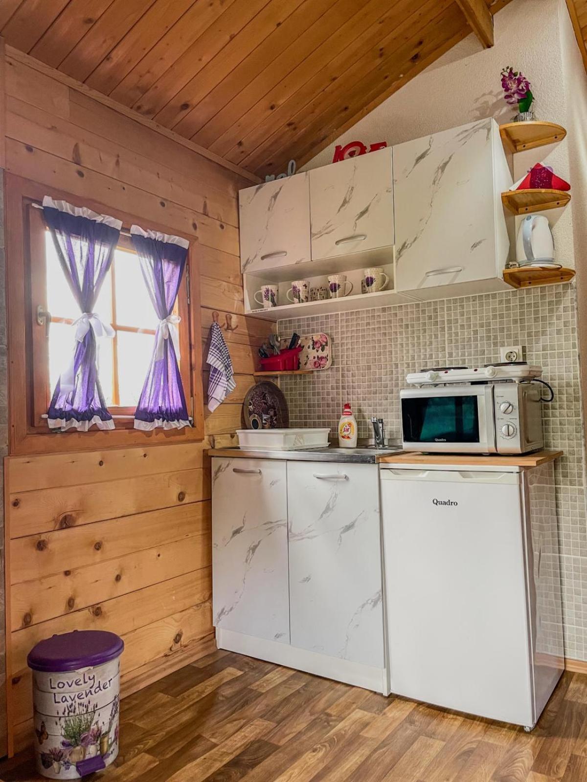 Cottage La Sierra With Jacuzzi كورينيتسا المظهر الخارجي الصورة